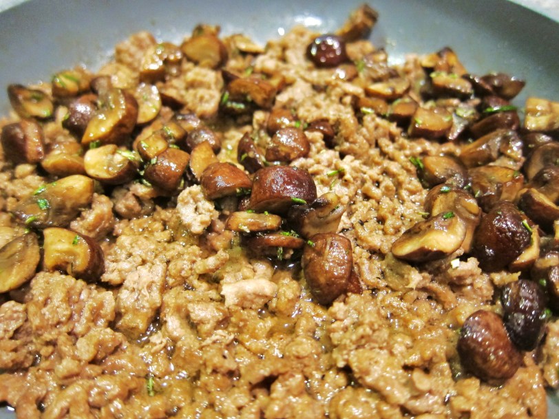 baby bella mushrooms and ground lamb
